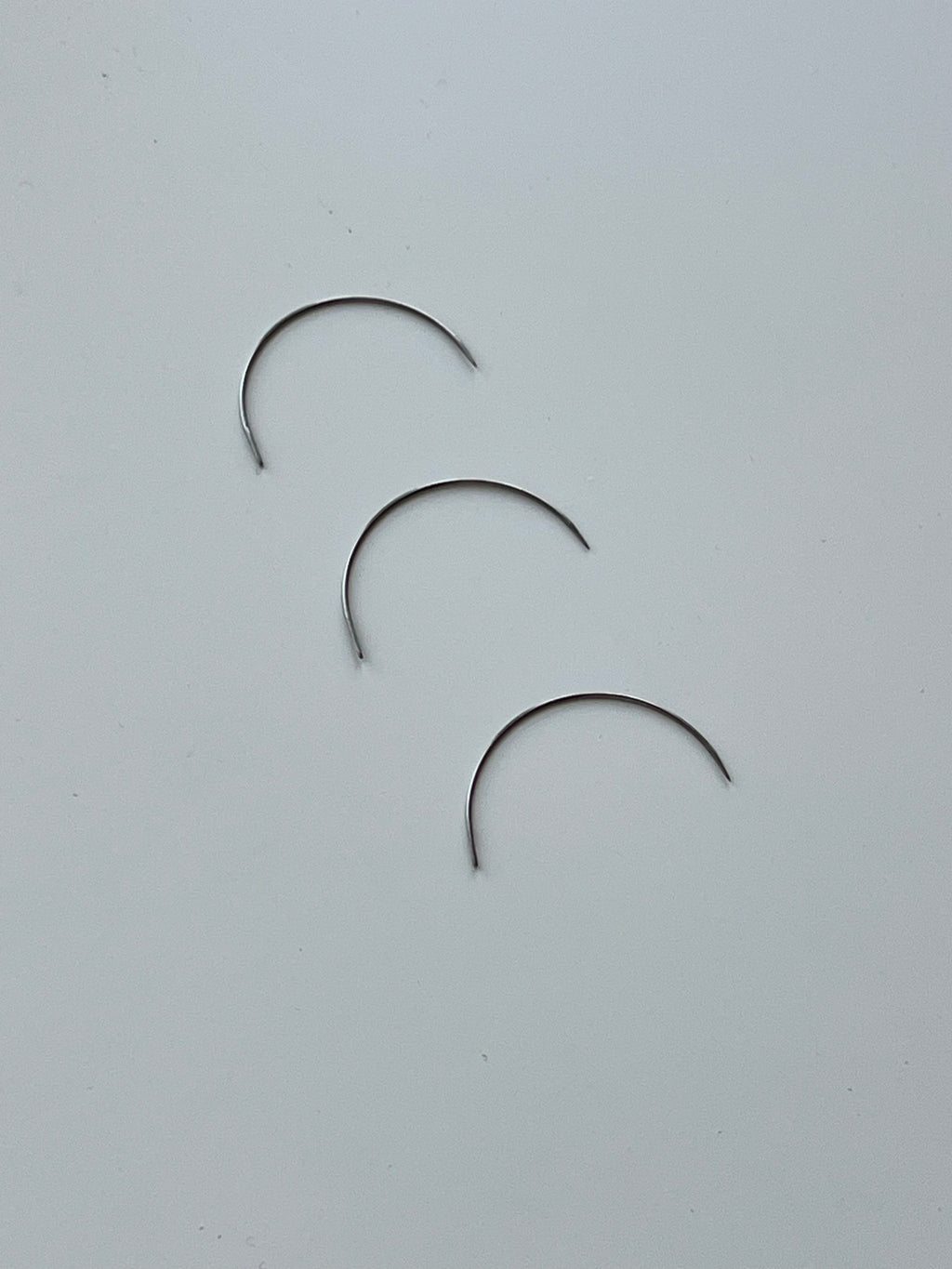 Set of 3 Curved Needles