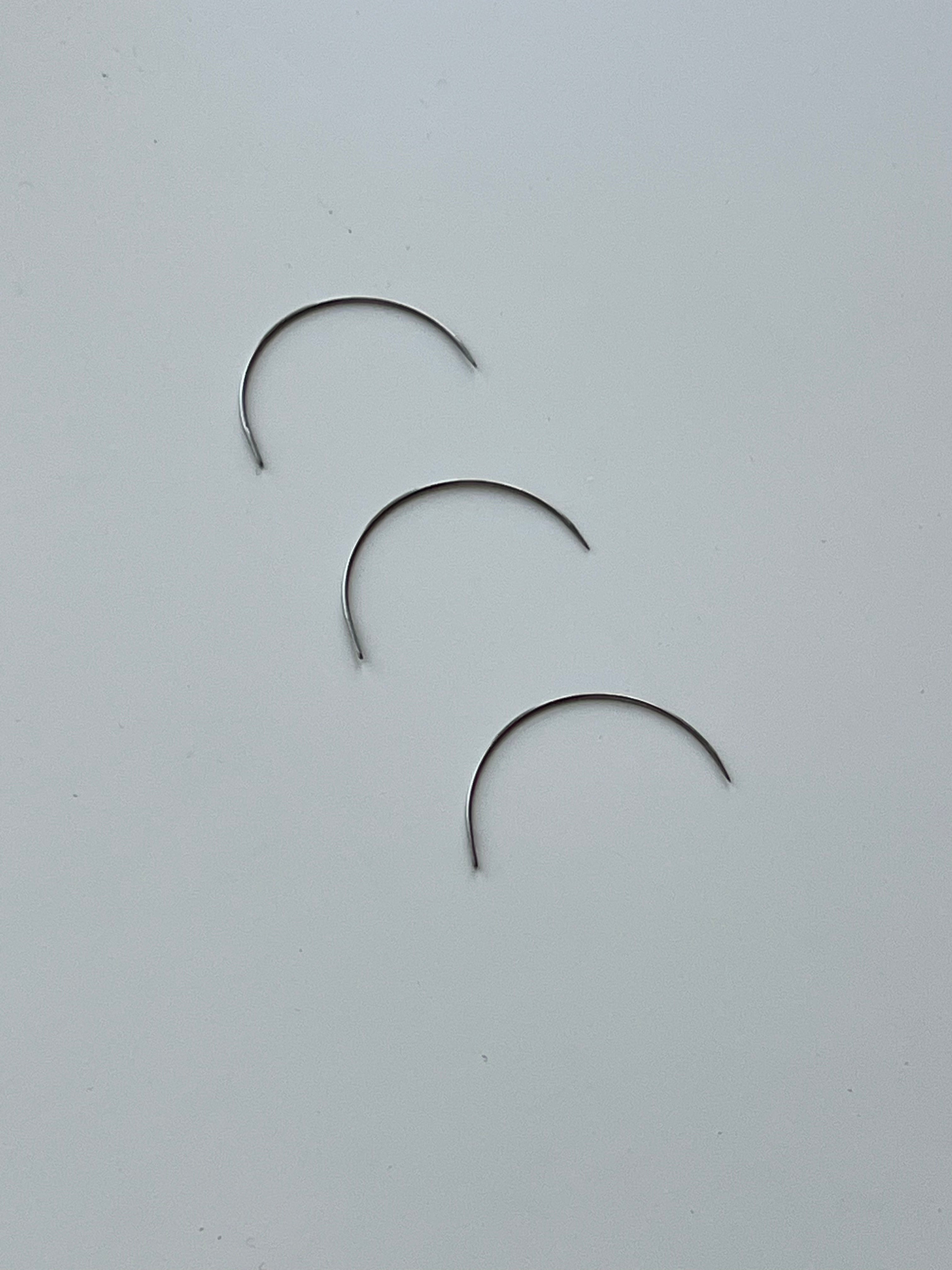 Set of 3 Curved Needles